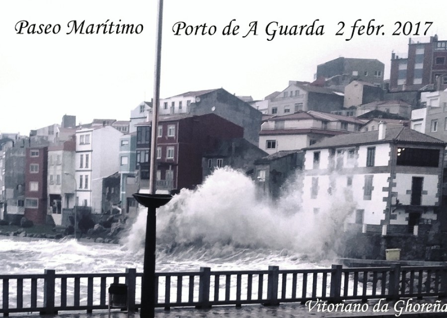 MARUSÍA . PASEO MARITIMO  DA GUARDA