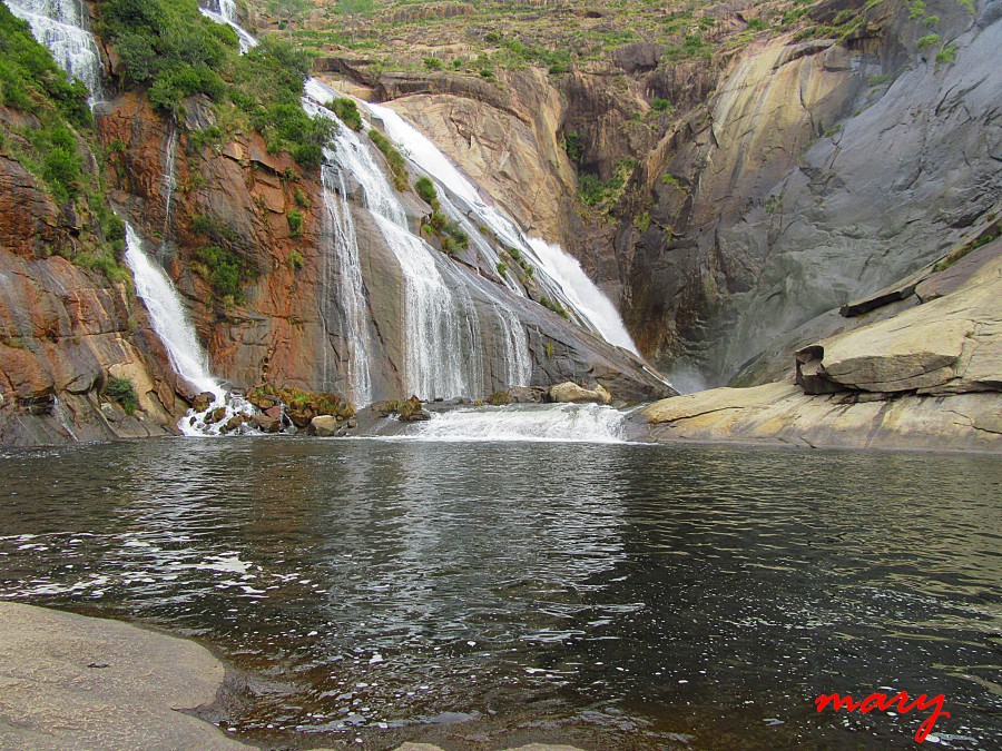 cascada del ezaro