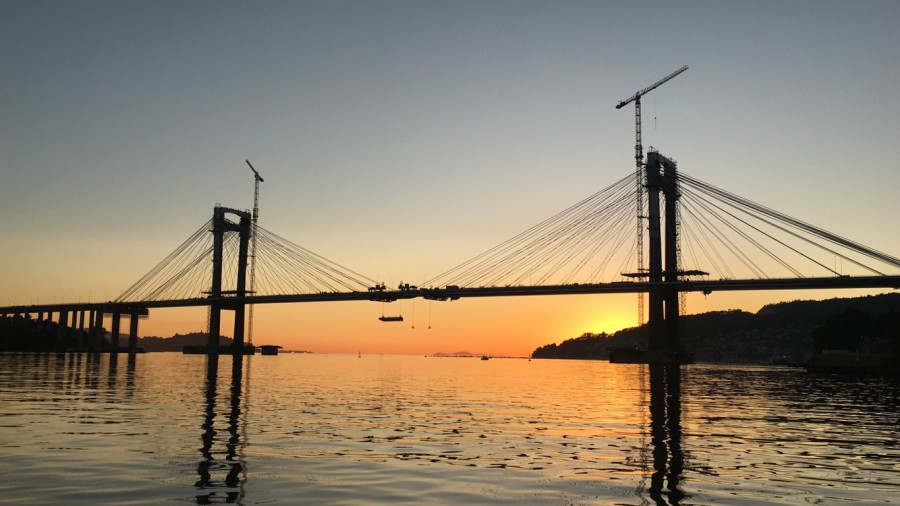 Atardecer en vigo, ponte de Rande.