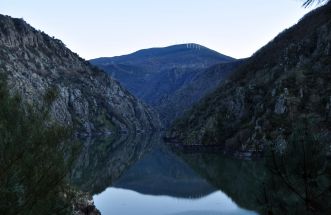 El rio Sil entre montañas
