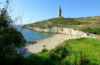 Torre de Hércules  y playa de Las Lapas 