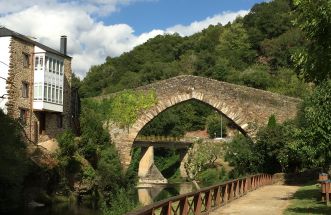 PUENTE ROMANO NAVIA DE SUARNA